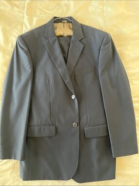 Classic Men's navy blue Blazer 44s and matching Dress Pants 34x28